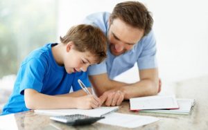 kako pomoći djeci s domaćom zadaćom